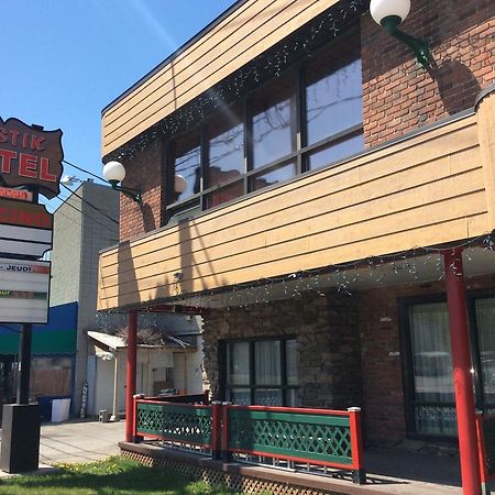 Motel Rustik Châteauguay Heights Exterior foto